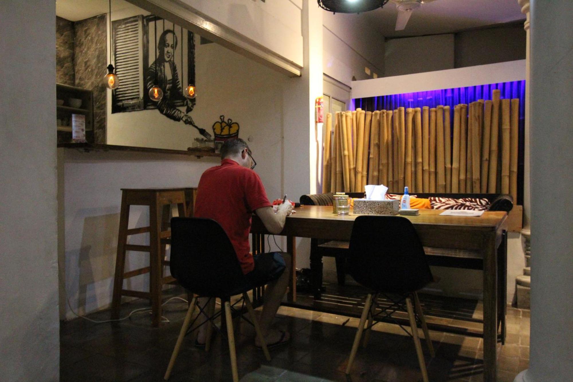 The Patio Yogya Leilighet Yogyakarta Eksteriør bilde